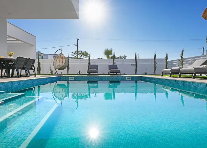 Princess Anne Luxury - Large Pool 빌라