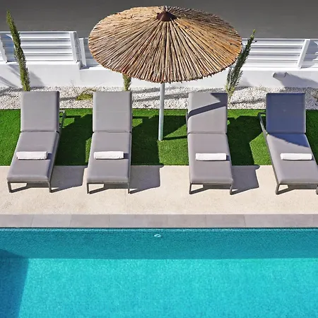 Princess Anne Luxury - Large Pool Protaras