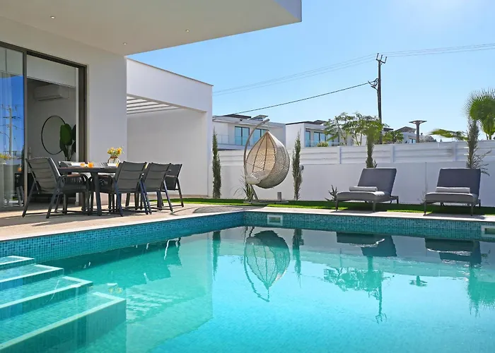 Princess Anne Luxury - Large Pool Vilă Protaras