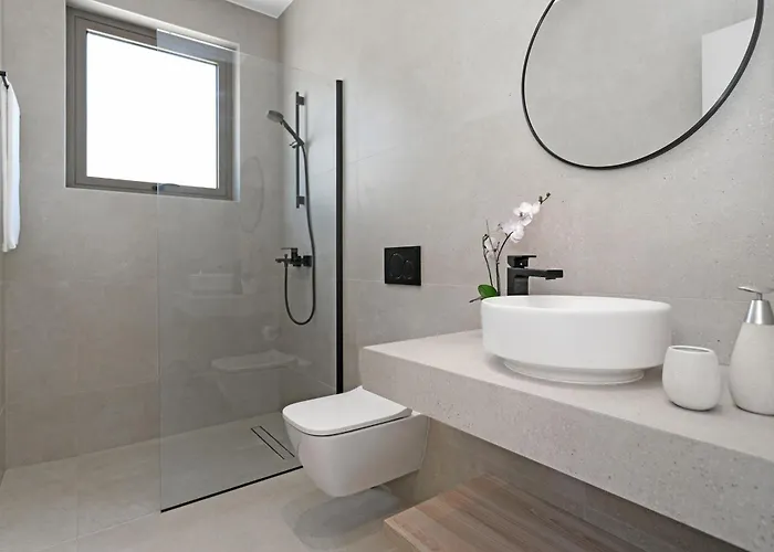 Princess Anne Luxury - Large Pool