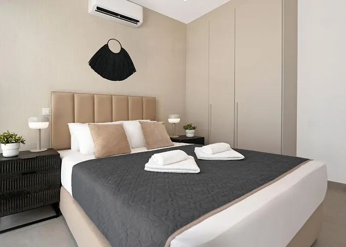 Princess Anne Luxury - Large Pool